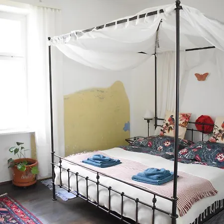 Bed & Breakfast Fraulein Rodlers Gastehaus *